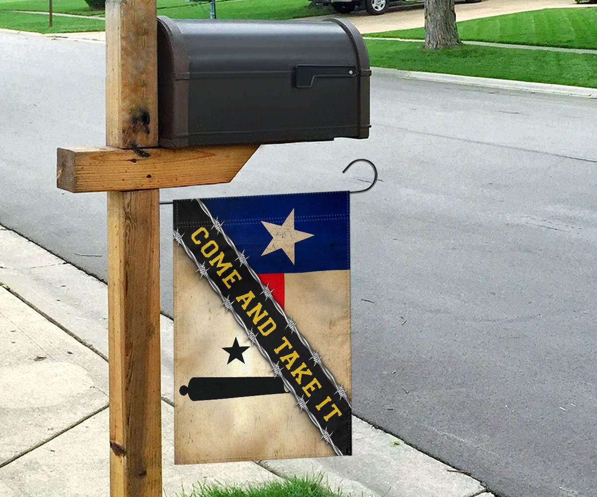 Come And Take It Flag And Texas Flag Old Retro Texas Revolution Gonzales Come And Take It Flag Come And Take It Flag And Texas Flag Old Retro Texas Revolution Gonzales Come And Take It Flag