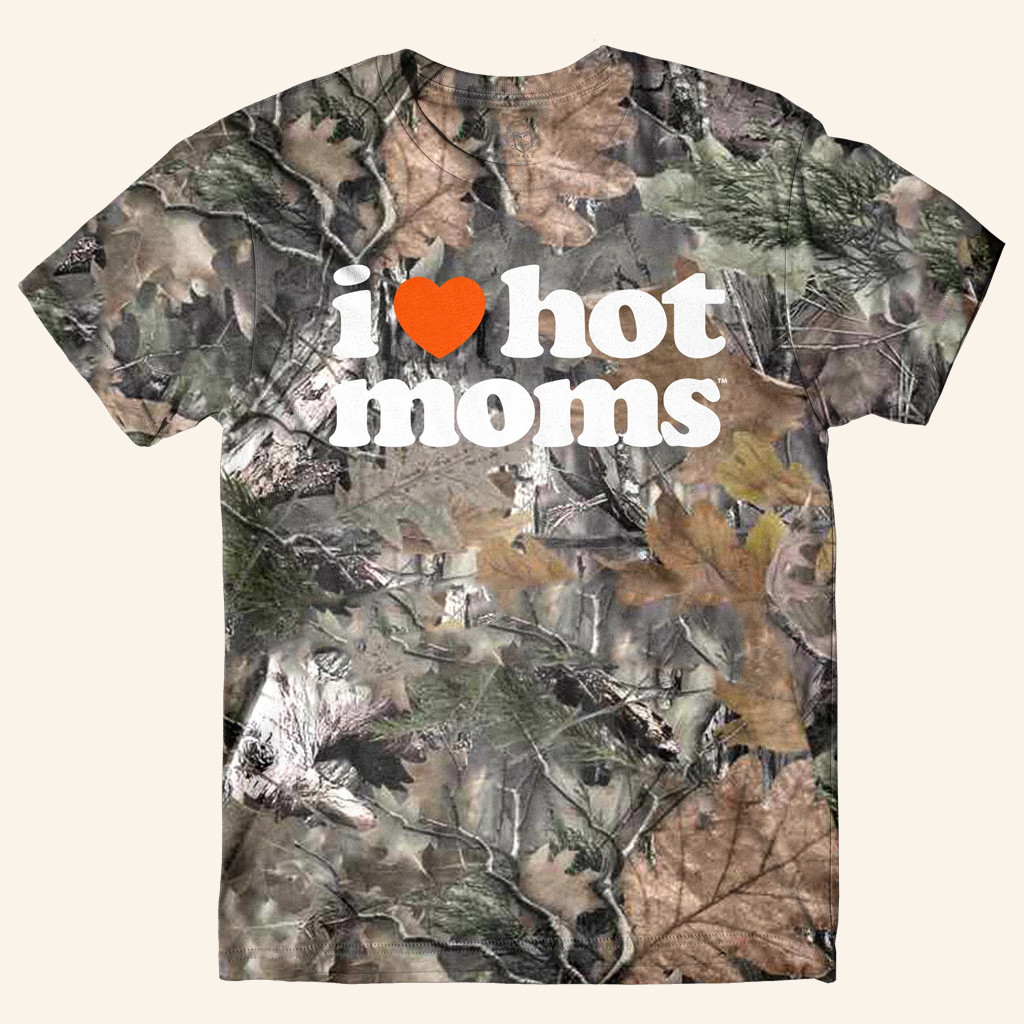 Danny Duncan Merch I Heart Hot Moms Camo T-Shirt Gift Ideas For Mom Danny Duncan Merch I Heart Hot Moms Camo T-Shirt Gift Ideas For Mom