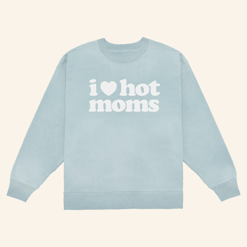 Danny Duncan Merch I Heart Hot Moms Sweatshirt Present For Wife Danny Duncan Merch I Heart Hot Moms Sweatshirt Present For Wife