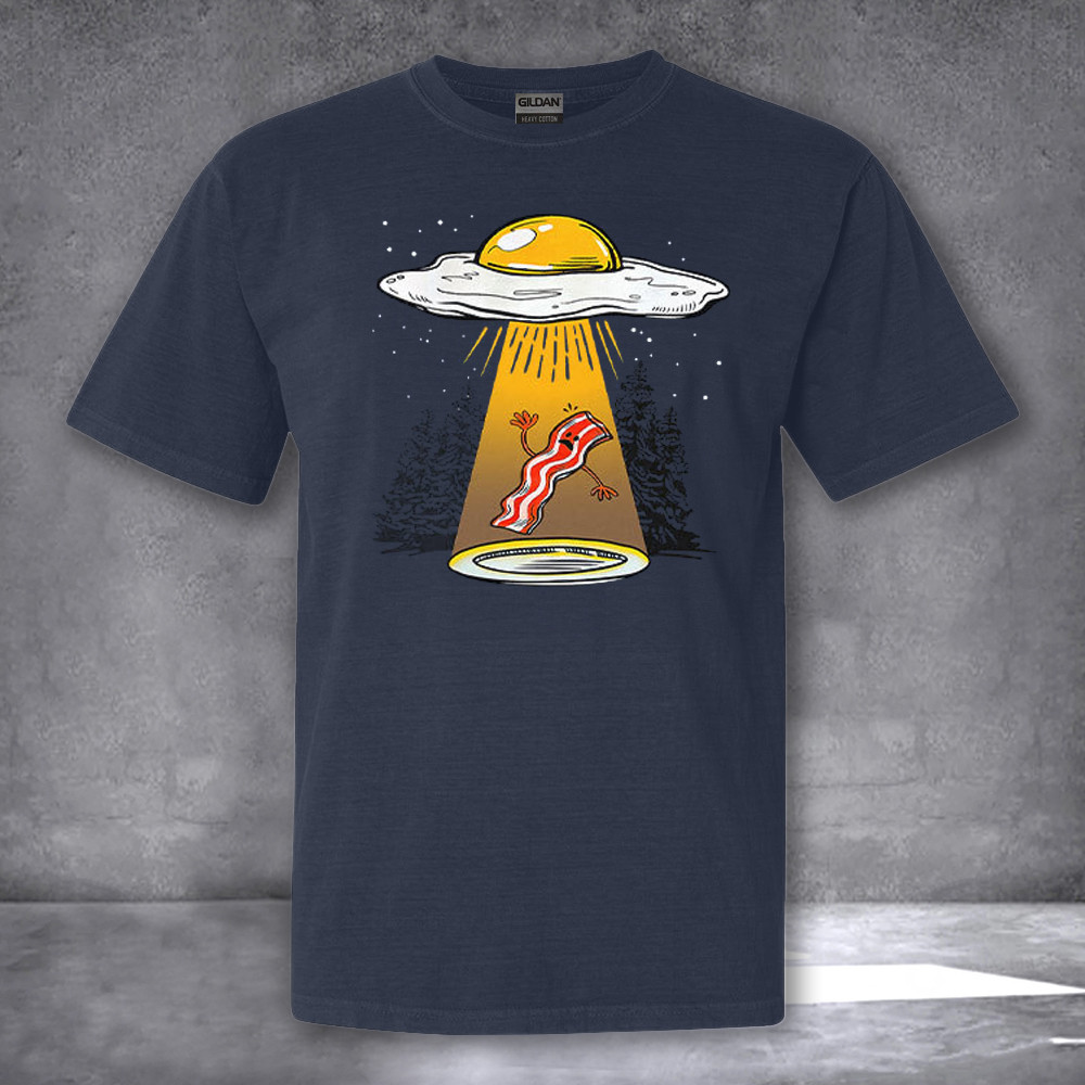 Egg Abducting Bacon Shirt Funny UFO T-Shirt Gifts For Him Her