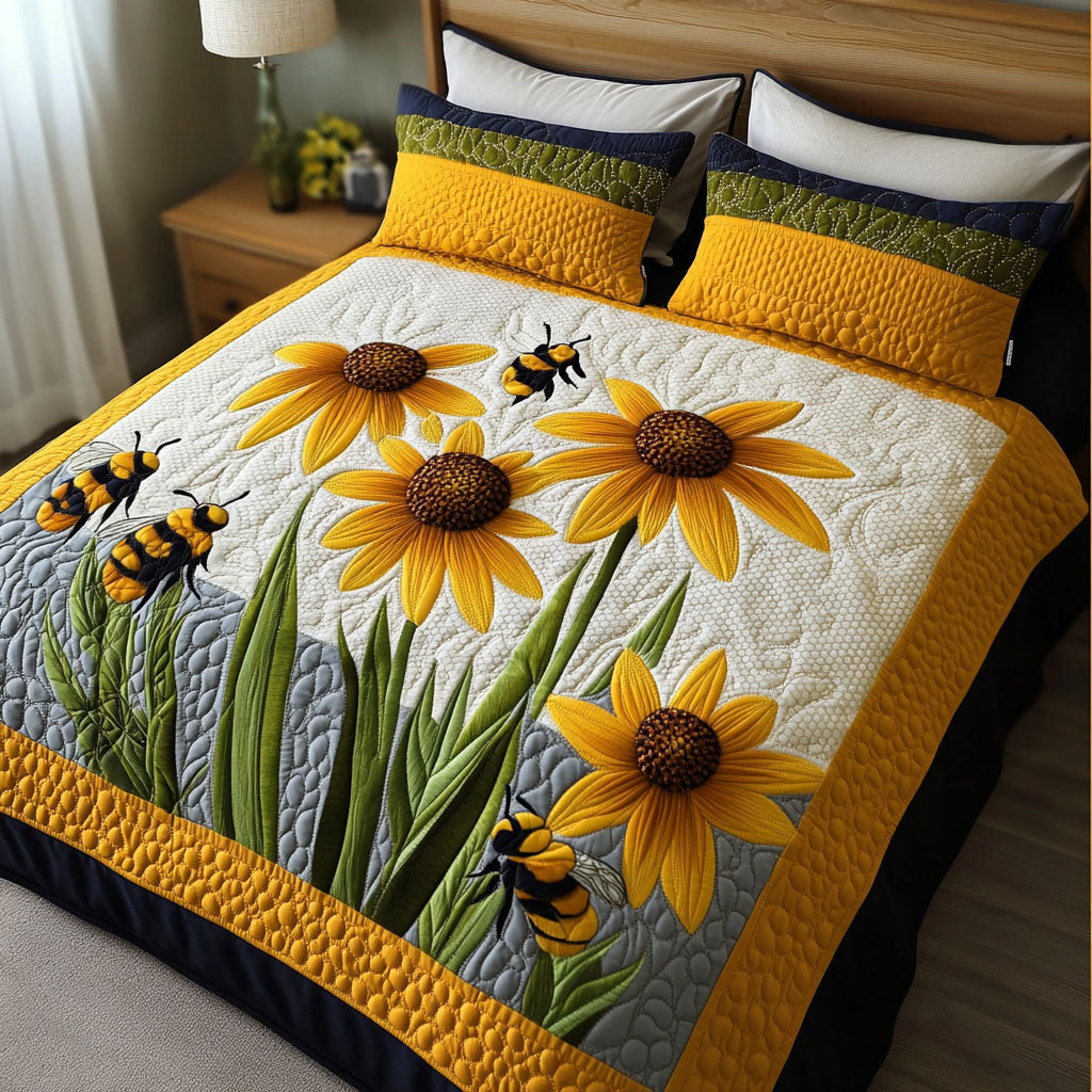 Sweet Pollination Quilted Bedding Set Duvet Cover Bed Sheet Set Bee Themed Gifts For Her Sweet Pollination Quilted Bedding Set Duvet Cover Bed Sheet Set Bee Themed Gifts For Her