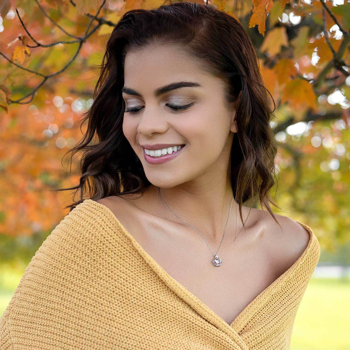 To My Mom I'm So Proud Of You Crown Pendant Necklace Queen Crown Pendant Mother Jewelry Best Gifts For Mothers Day To My Mom I'm So Proud Of You Crown Pendant Necklace Queen Crown Pendant Mother Jewelry Best Gifts For Mothers Day