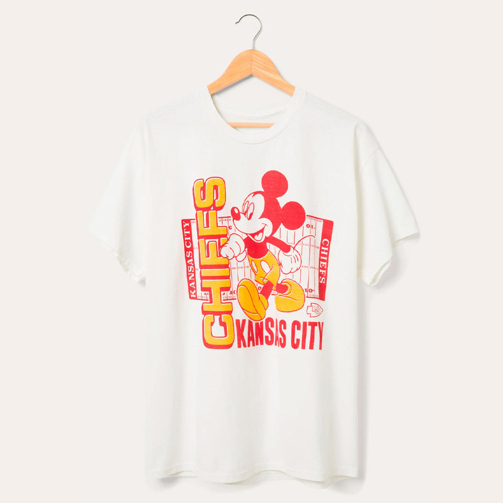 D X Junk Food Football Collection Merch 2026 Kansas City Chiefs Mickey Field Shirt Chiefs Merch - Kdjoy D X Junk Food Football Collection Merch 2026 Kansas City Chiefs Mickey Field Shirt Chiefs Merch - Kdjoy