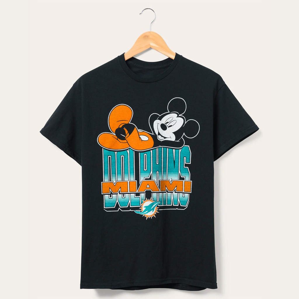D X Junk Food Football Collection Merch Miami Dolphins Mickey Kick Back T-Shirt Dolphins Merch - Kdjoy