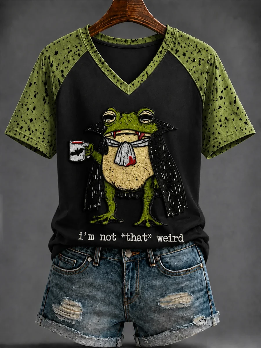 Halloween Frog I'm Not That Weird V-Neck Shirt Dracula Shirt Cool Halloween Gifts - Kdjoy