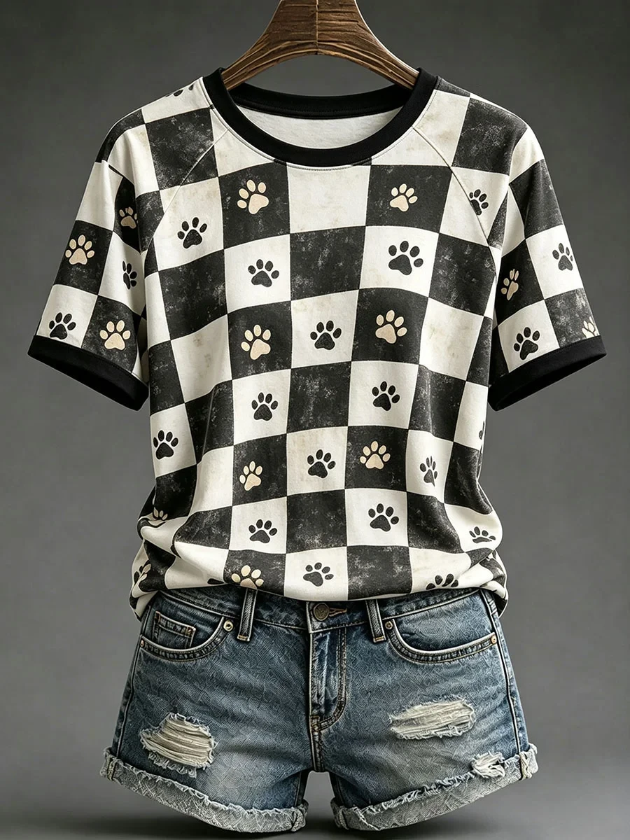 Paw Checkered Pattern T-Shirt Paw Shirt Spooky Outfits Ideas For Her - Kdjoy