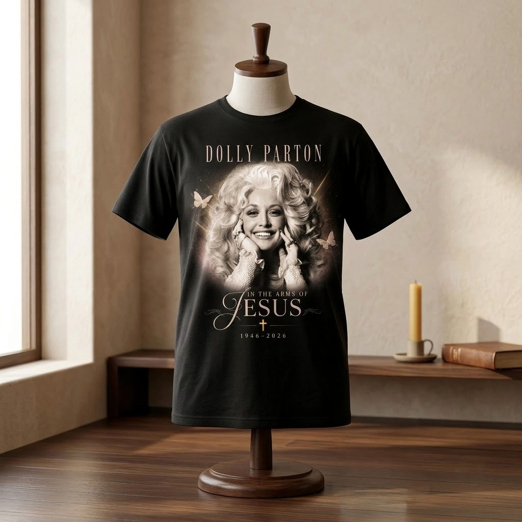 Dolly Parton In The Arms Of Jesus 1946-2026 Vintage T-Shirt RIP Dolly Parton Merch Mom Gifts Dolly Parton In The Arms Of Jesus 1946-2026 Vintage T-Shirt RIP Dolly Parton Merch Mom Gifts