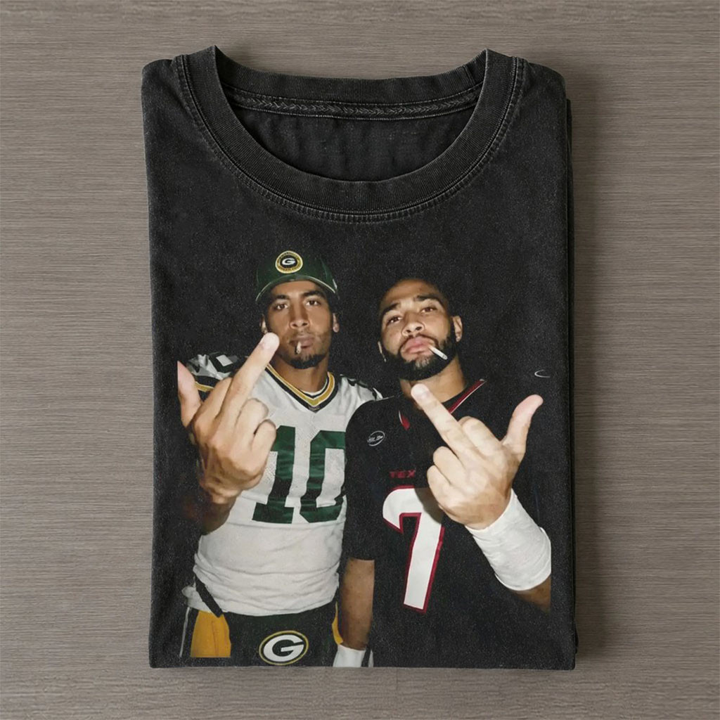 Green Bay Packers Jordan Love And Philadelphia Eagles Jalen Hurts Middle Finger Wash T-Shirt