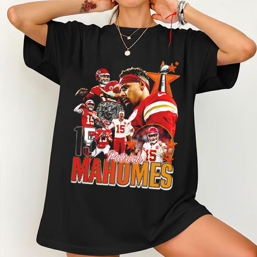 Patrick Mahomes Kansas City Chiefs Quarterback Football T-Shirt No 15 KC Chiefs Merch Fan Gifts